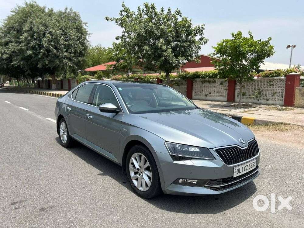 Skoda Superb Lk 1.8 Tsi At, 2018, Petrol