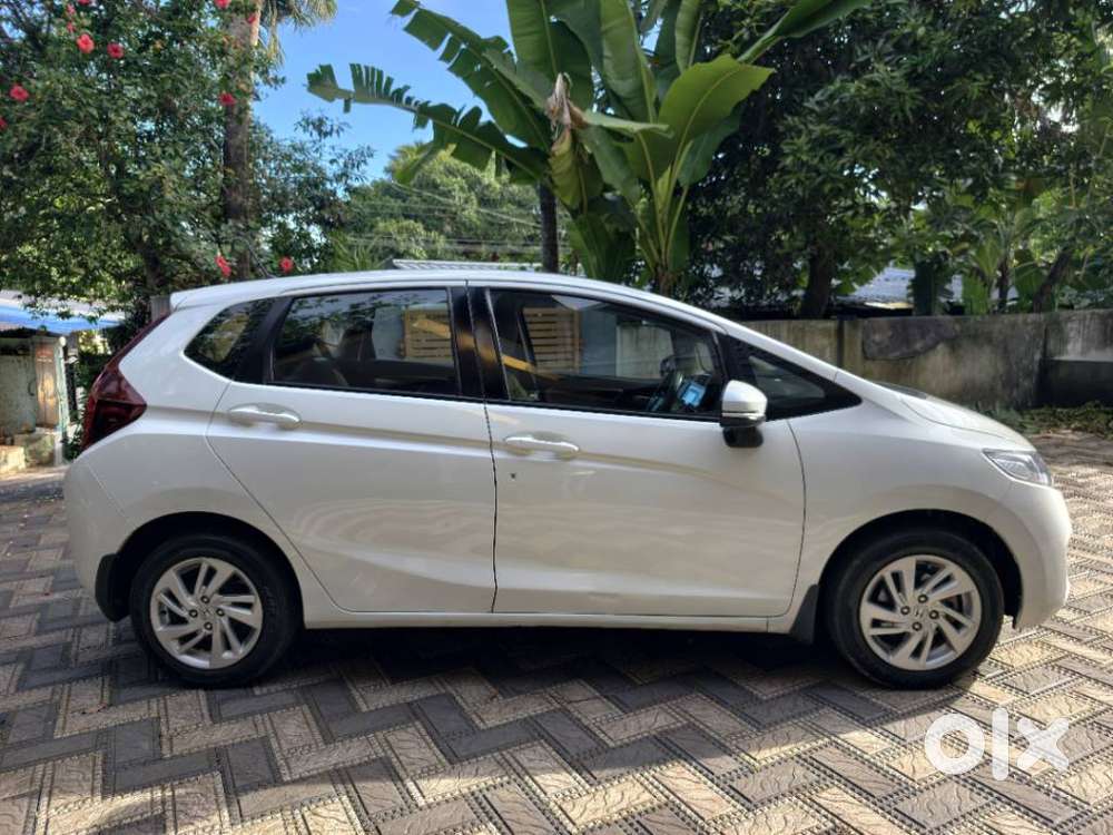 Honda Jazz 1.5 V I Dtec, 2016, Petrol