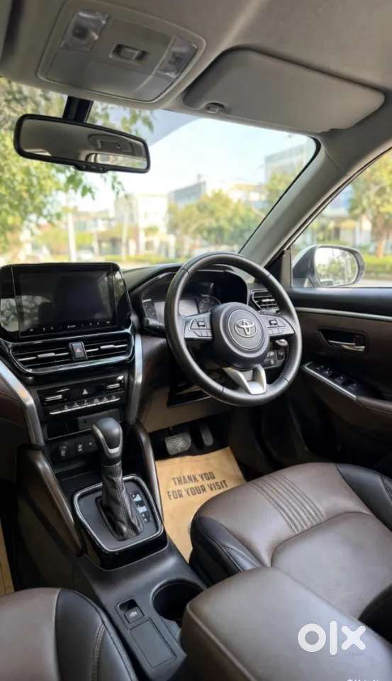 Toyota Urban Cruiser Hyryder, 2025, Petrol