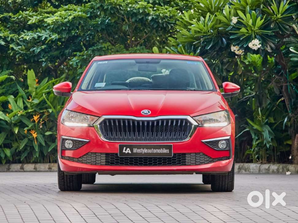 Skoda Slavia Ambition 1.0l Tsi At, 2026, Petrol