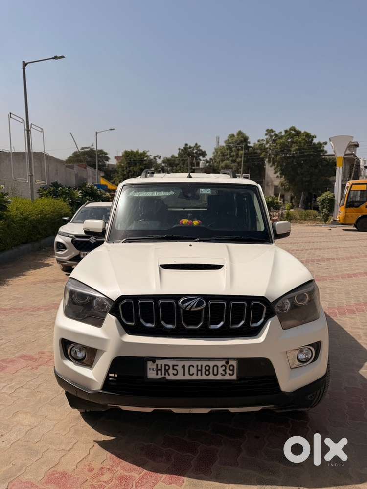 Mahindra Scorpio 2022 Diesel Manual