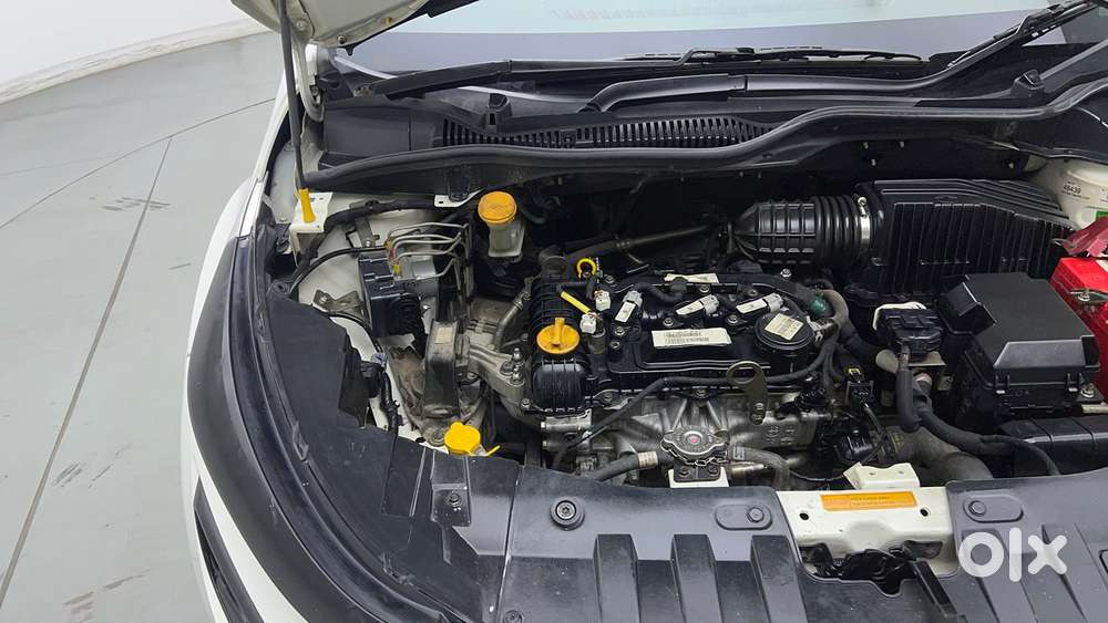 Tata Altroz 1.2 Xe, 2021, Petrol
