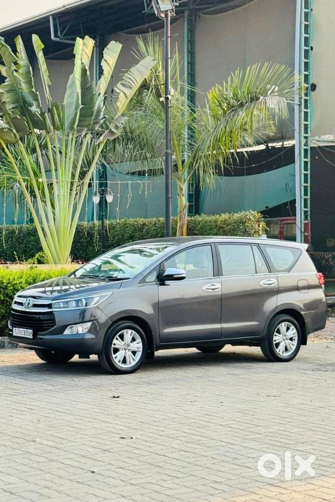 Toyota Innova Crysta 2.8 Z, 2016, Diesel