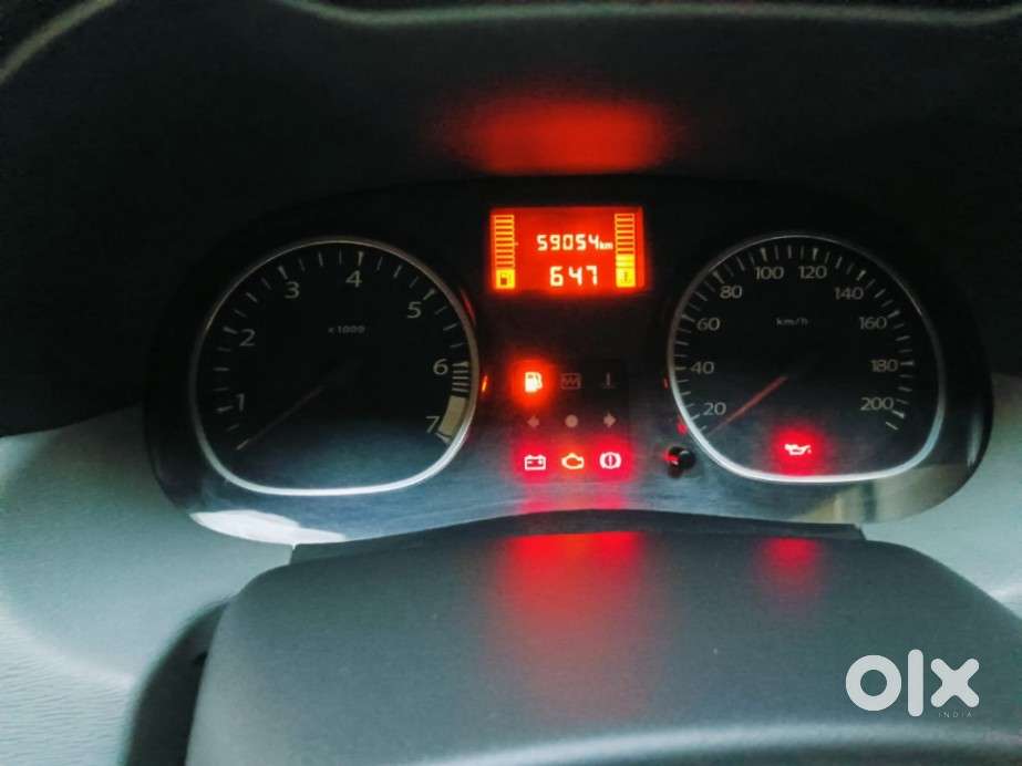 Renault Duster 2012-2015 Petrol Rxe, 2013, Petrol