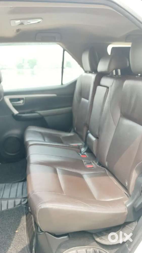 Toyota Fortuner 2017 Diesel 165000 Km Driven , Hr Regn With Noc