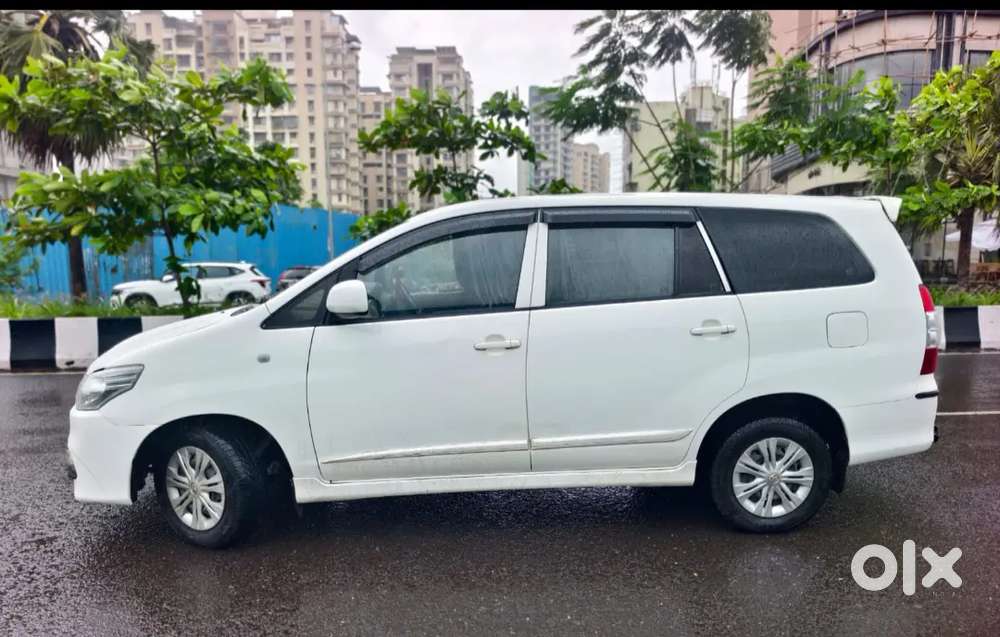 Toyota Innova 2.5 G4 2015