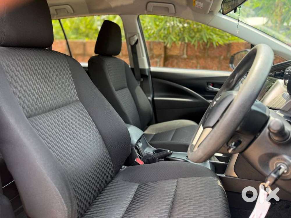 Toyota Innova Crysta [2020-ongoing] 2.4 Gx 7 Str, 2021, Diesel