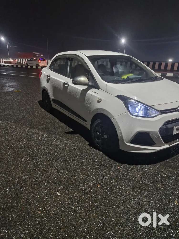 Petrol + Cng.  White Xcent With Complete Document Good Tyre Condition