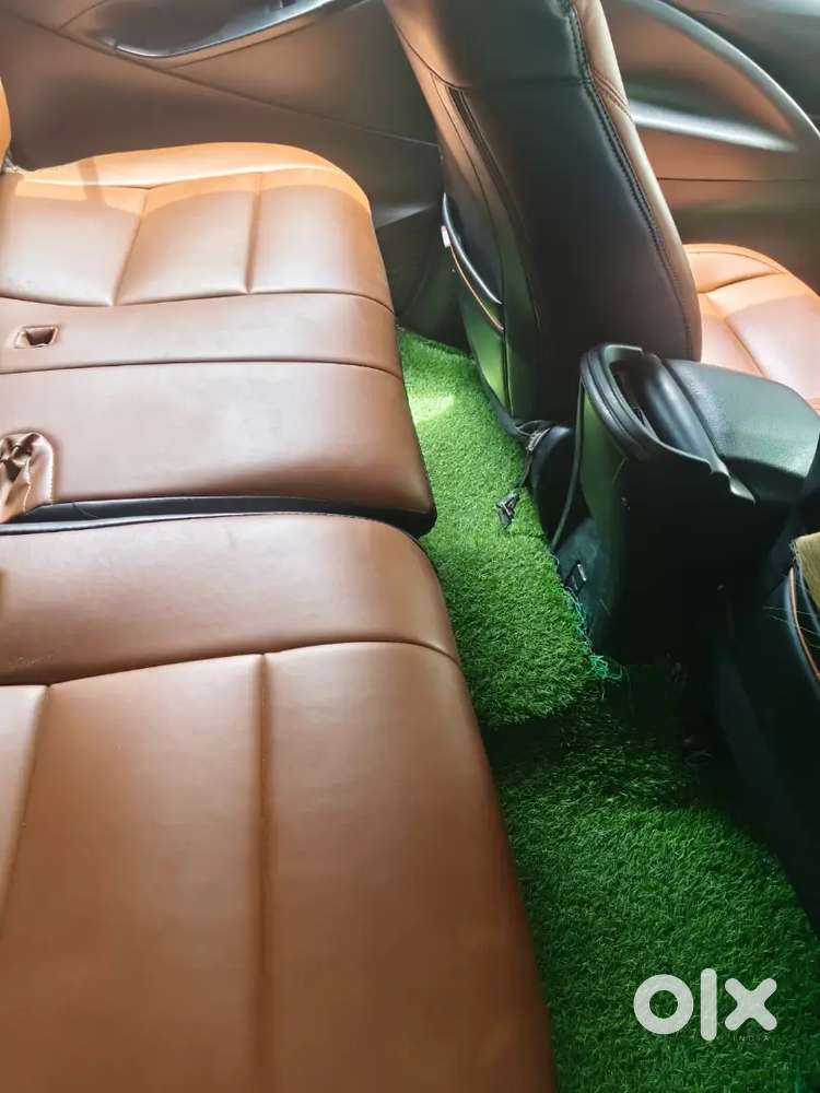 Toyota Innova Crysta 2021