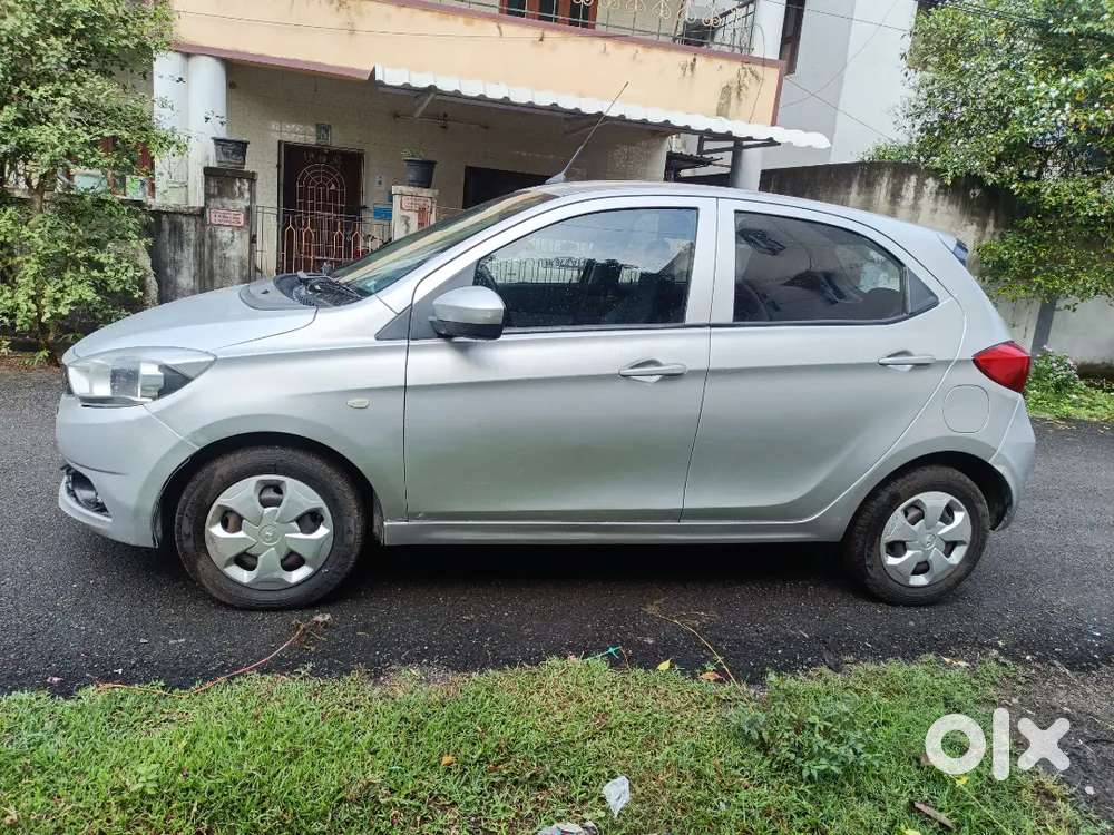 100% Finance Tata Tiago 2019 Diesel Xt 445000 Km Driven