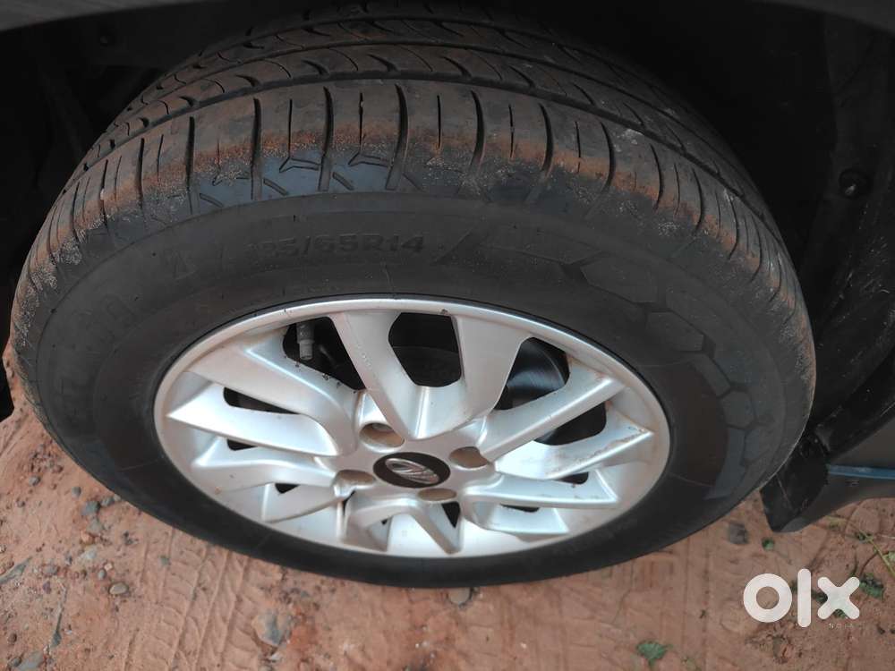 Mahindra Kuv 100 K8 5str, 2017, Diesel