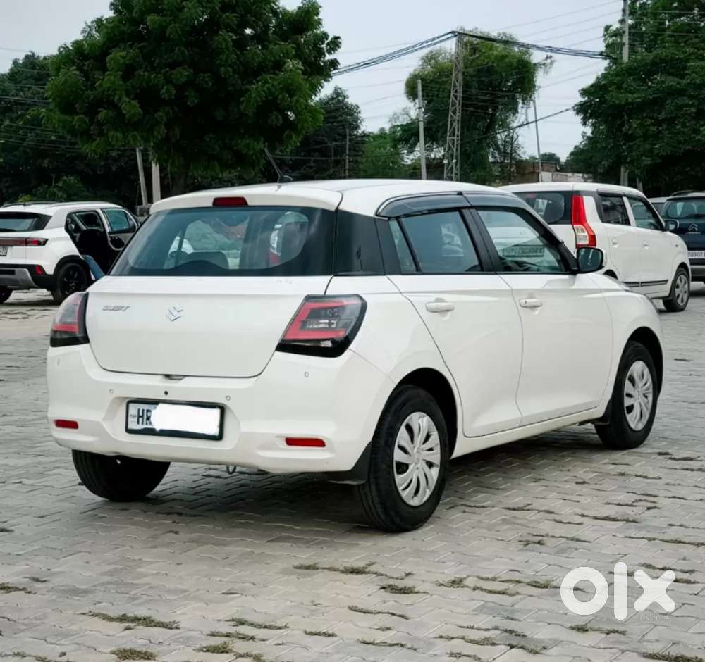 Maruti Suzuki Swift Vxi, 2025, Petrol