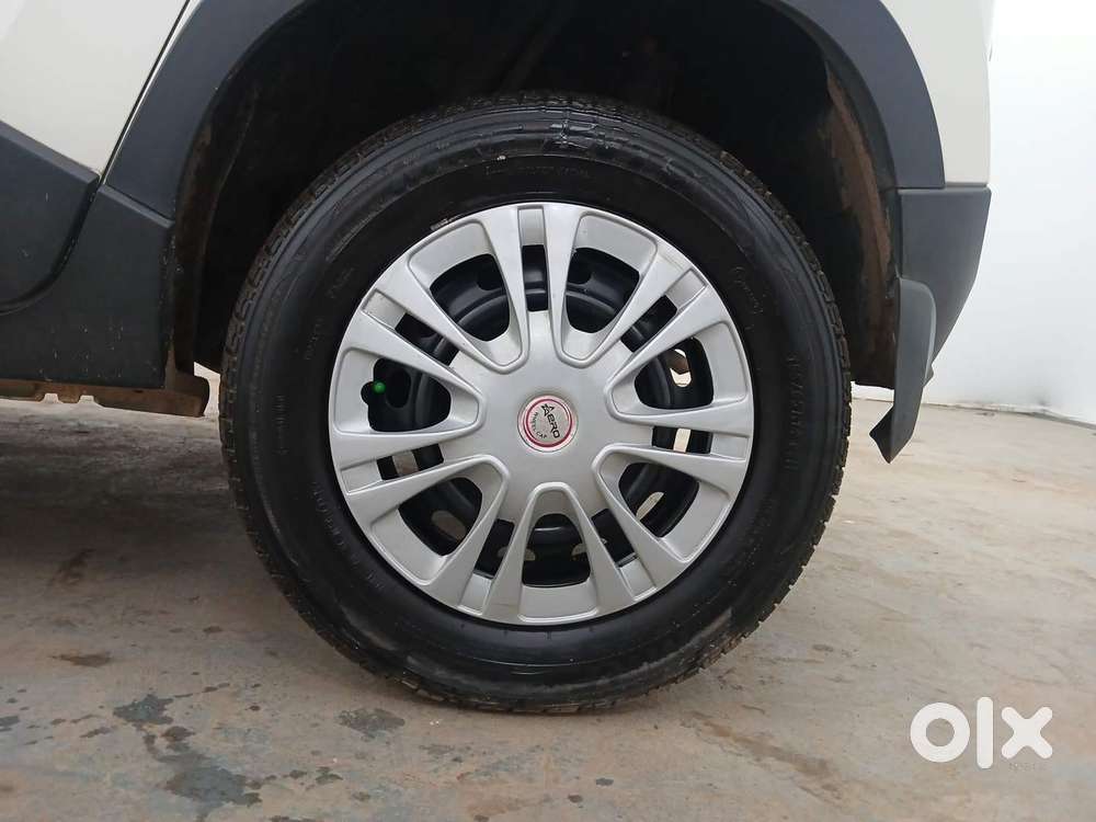 Mahindra Kuv 100 Mfalcon G80 K6, 2016, Petrol