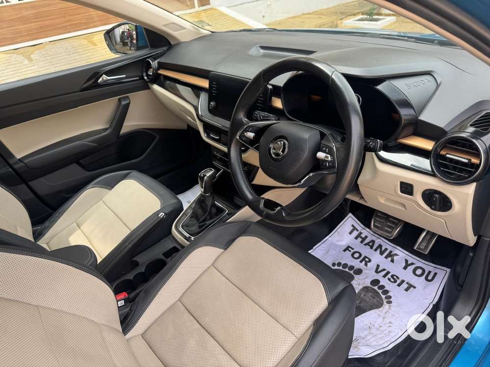 Skoda Slavia 1.0 Tsi Style At, 2022, Petrol