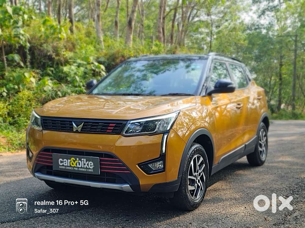 Mahindra Xuv300 W8, 2023, Petrol