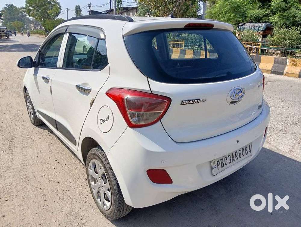 Hyundai Grand I10 1.2 Crdi Sportz, 2016, Diesel