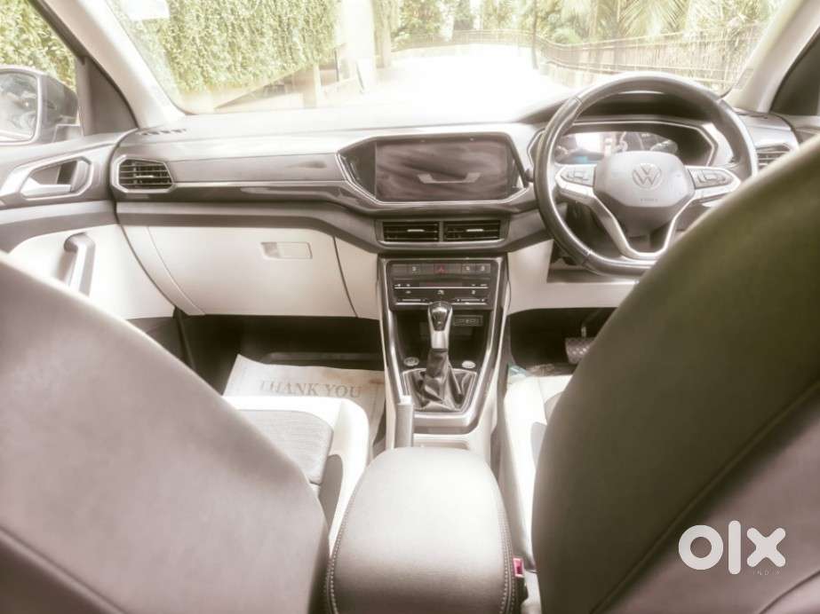 Volkswagen Taigun 1.0 Tsi Topline At, 2023, Petrol