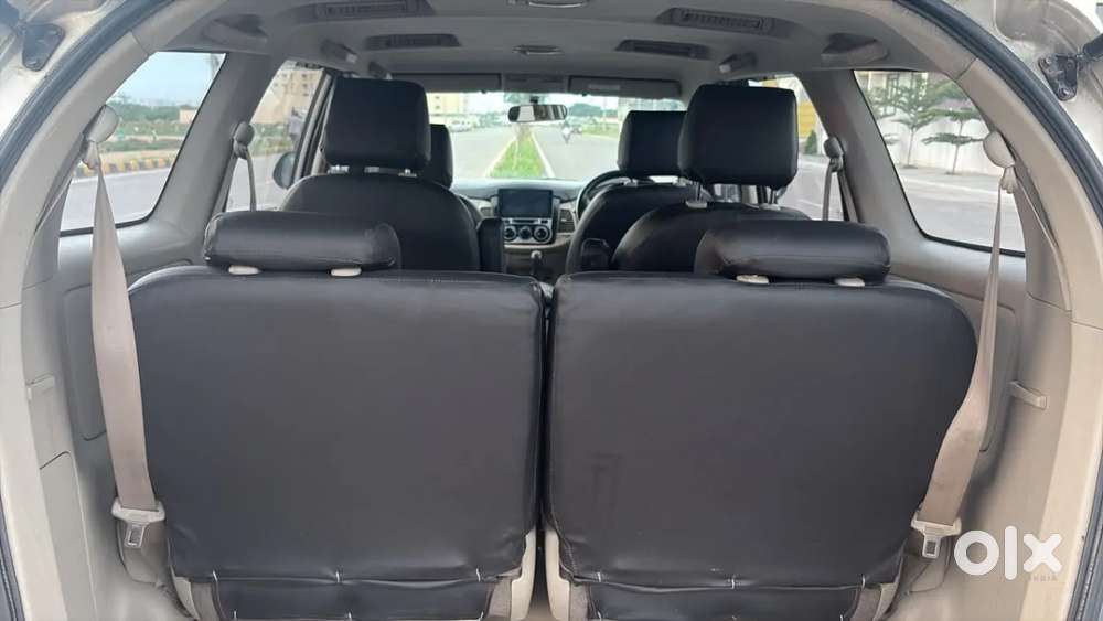 Toyota Innova 2.5 Gx 8 Str Bs-iii, 2012, Diesel