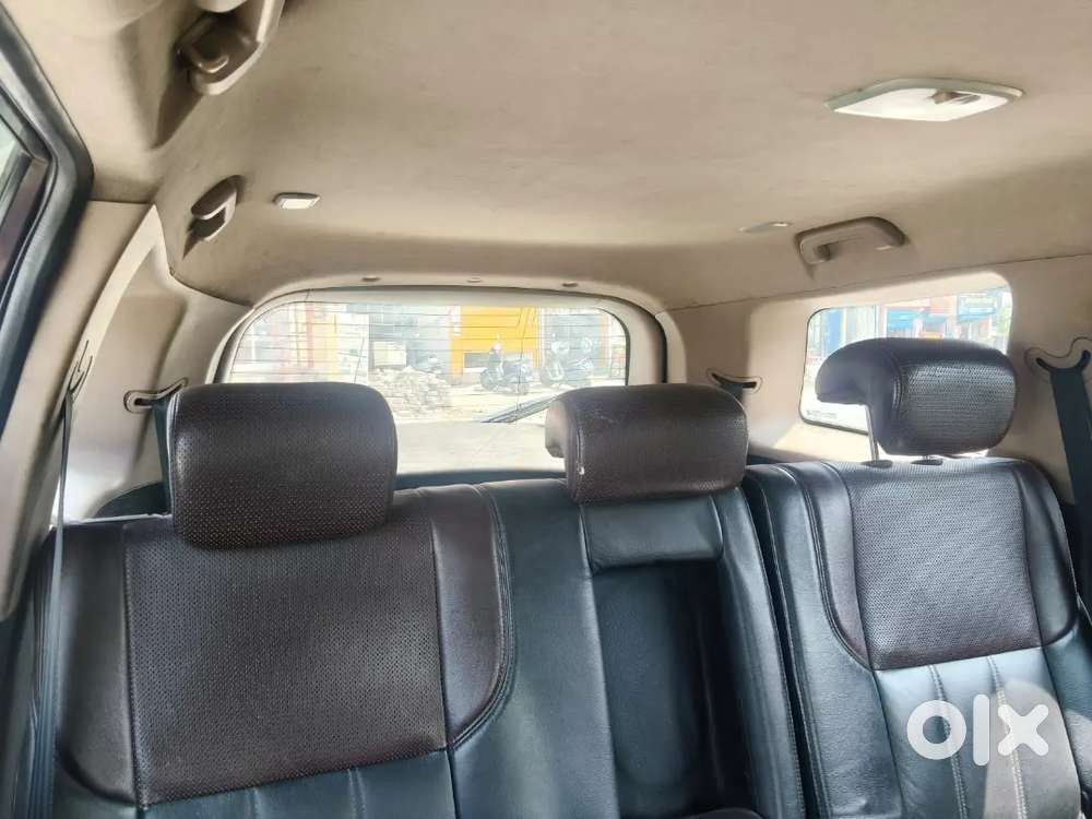Mahindra Xuv500 2015 Diesel 160000 Km Driven