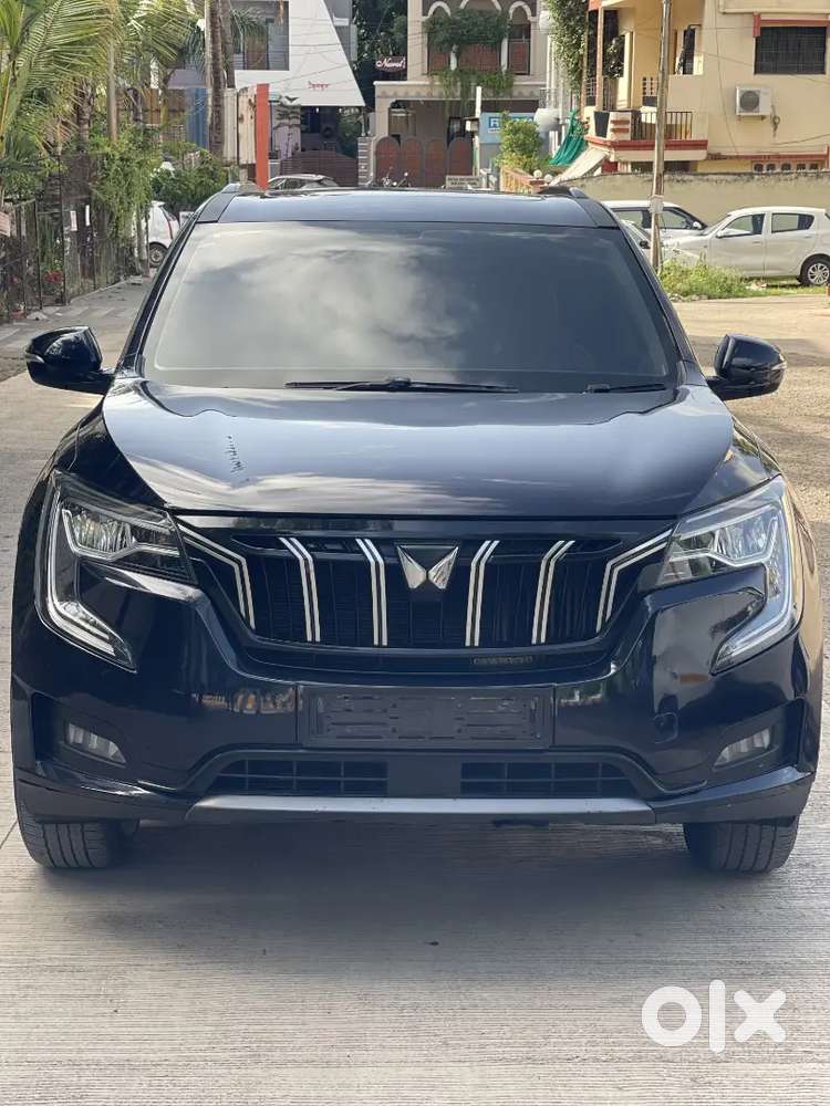 Mahindra Xuv700 Diesel Mt 7 2023