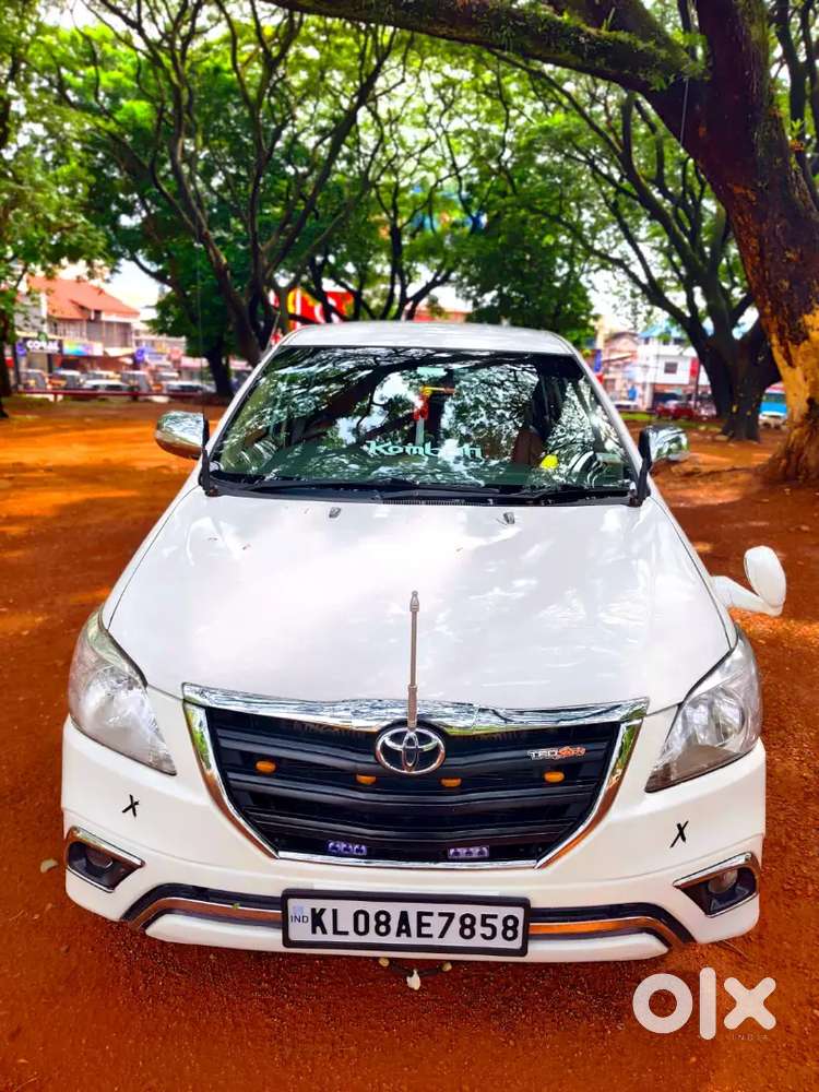 Toyota Innova 2005 Diesel 8 Str