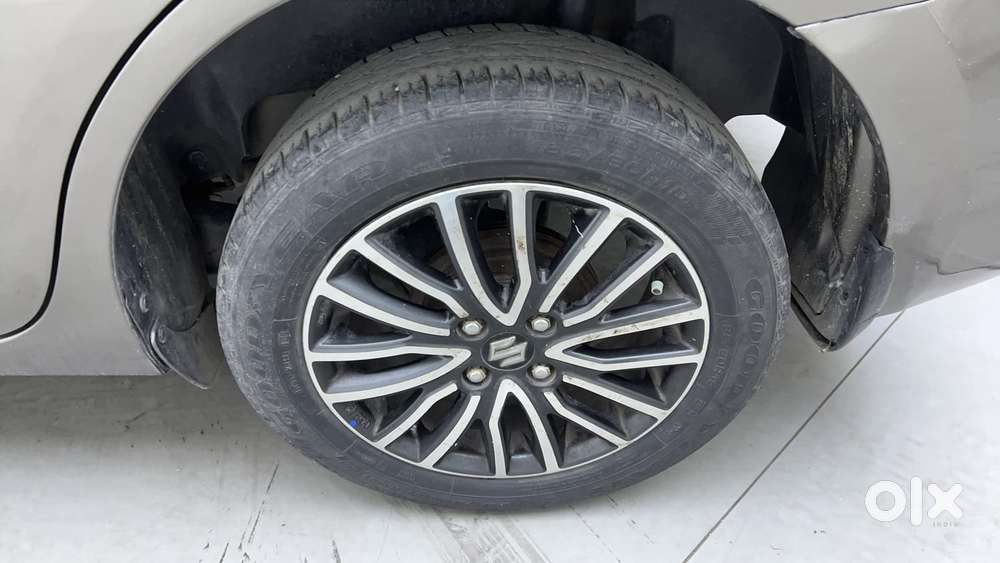 Maruti Suzuki Dzire 1.2 Zxi Plus Amt, 2017, Petrol