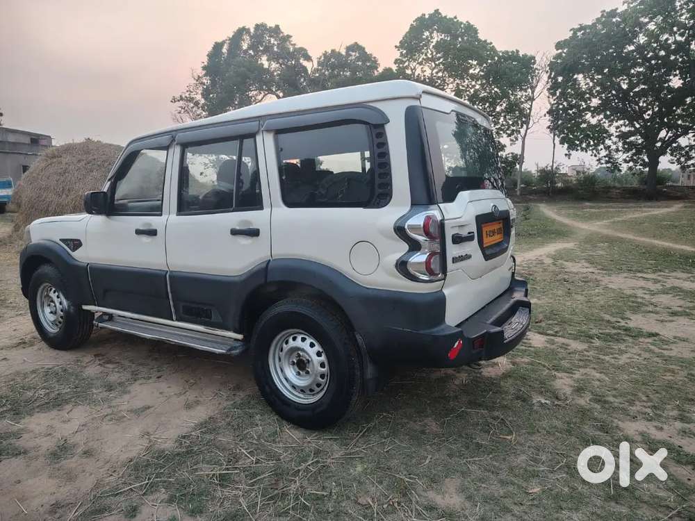 Mahindra Scorpio 2017 Diesel Well Maintained