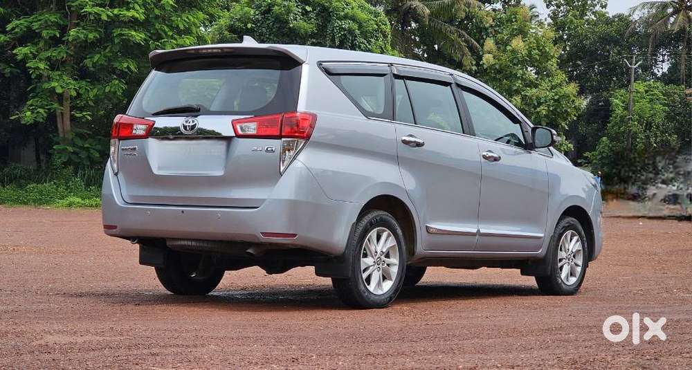 Toyota Innova Crysta