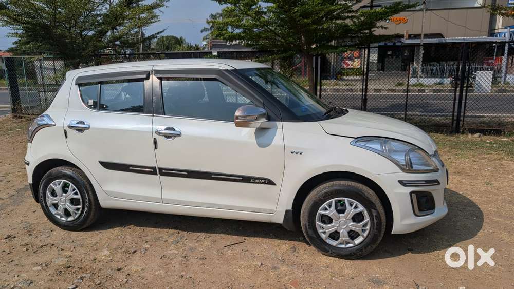 Maruti Suzuki Swift Vxi, 2016, Petrol