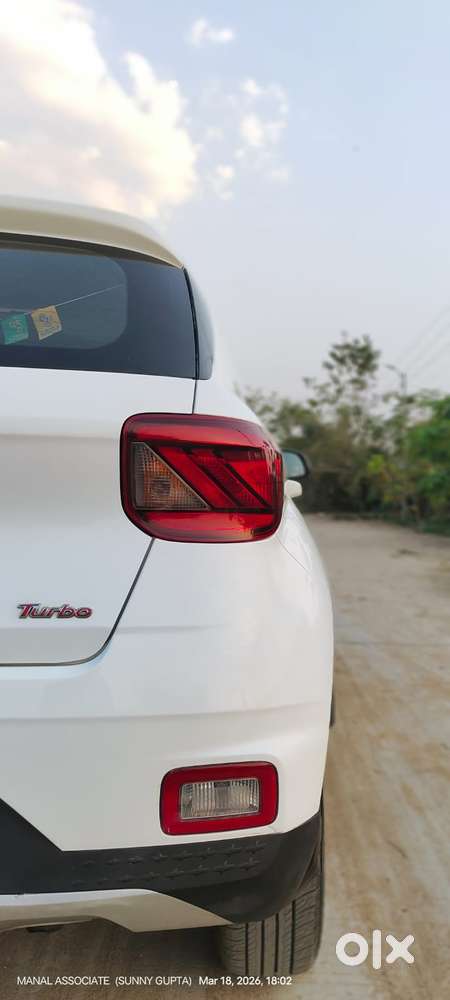 Hyundai Venue S Turbo, 2019, Petrol