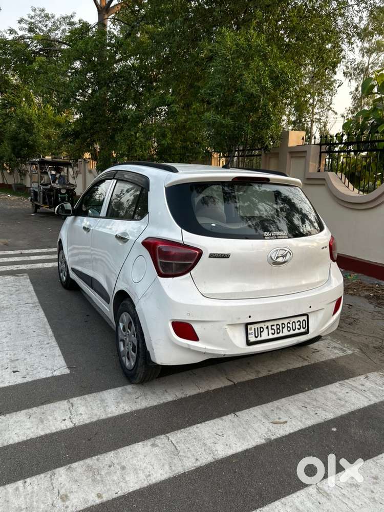 Hyundai Grand I10 Sportz Petrol Manual 2014