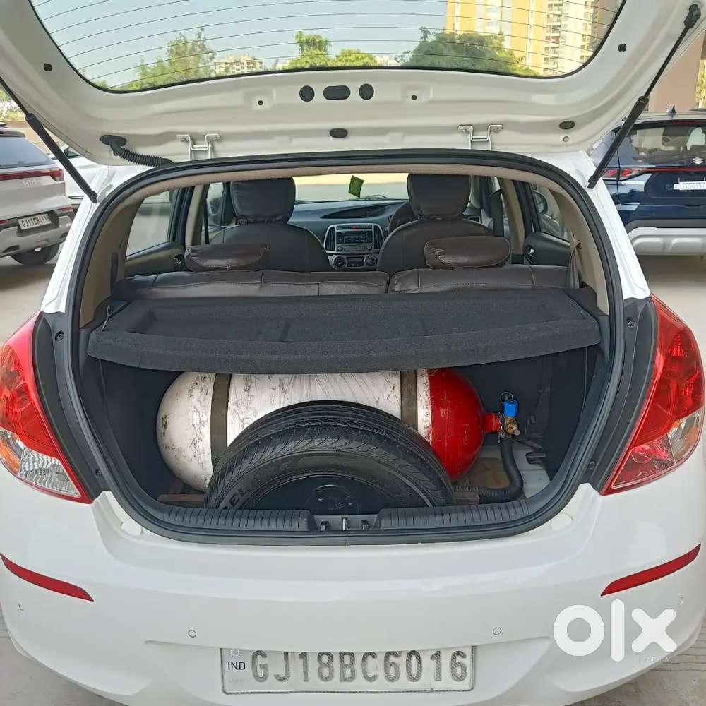Hyundai I20 2014 Cng & Hybrids 73000 Km Driven