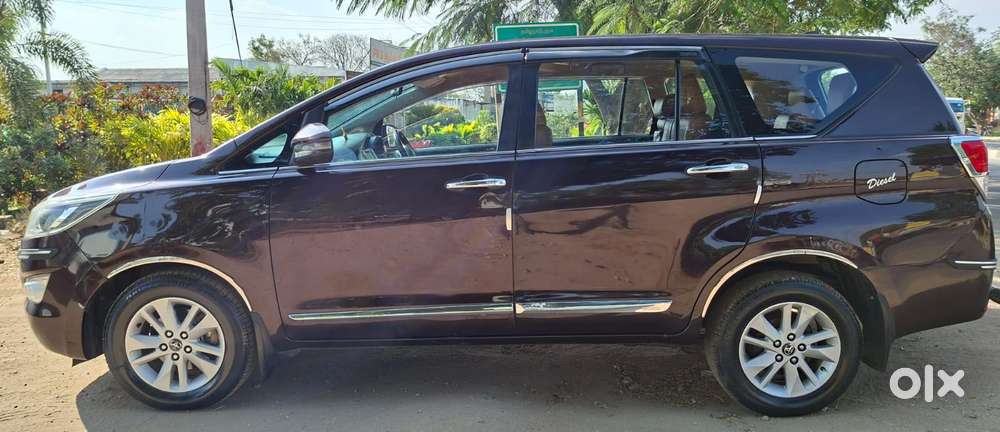 Toyota Innova Crysta 2.4 V 8 Str, 2018, Diesel