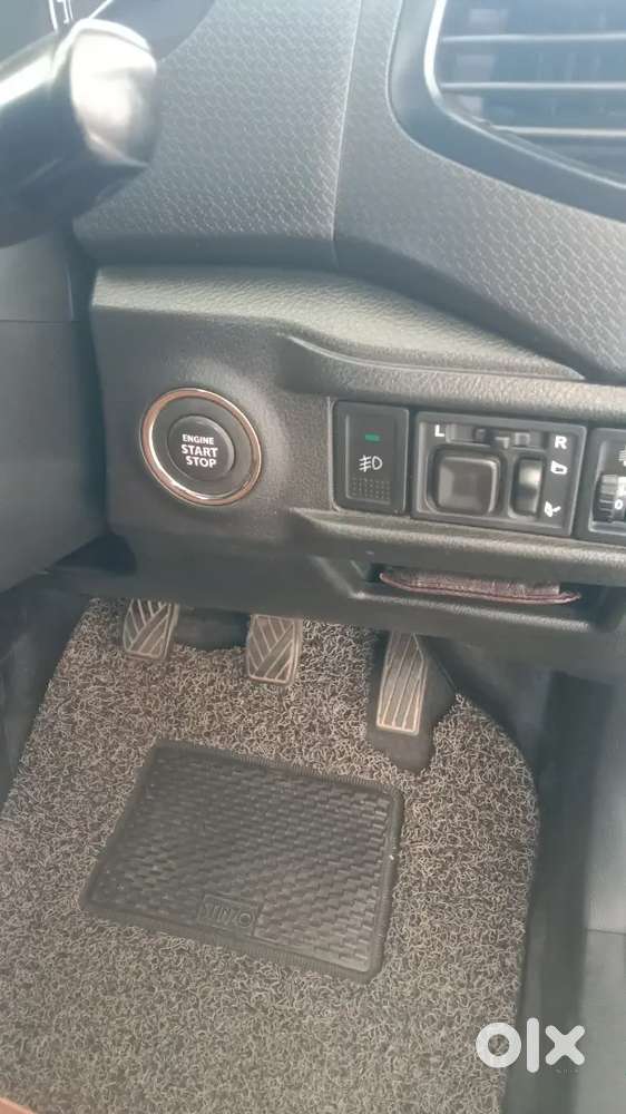 Maruti Suzuki Brezza 2021 Petrol 32000 Km Driven