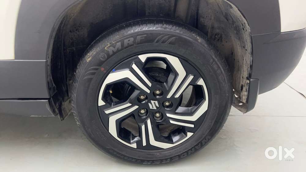 Maruti Suzuki Brezza Zxi Plus At, 2022, Petrol