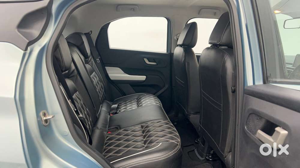 Tata Punch 1.2 Revotron Creative Amt Dual Tone, 2023, Petrol