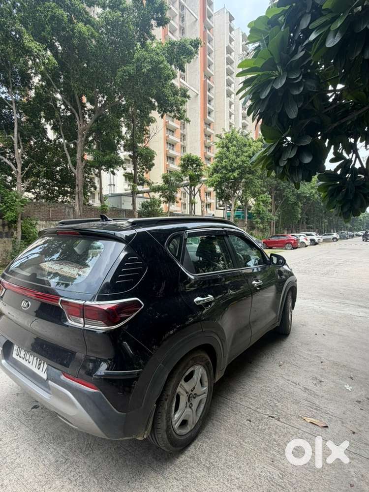 Kia Sonet Petrol 2020 With All Service Bills And Well Maintainedcar