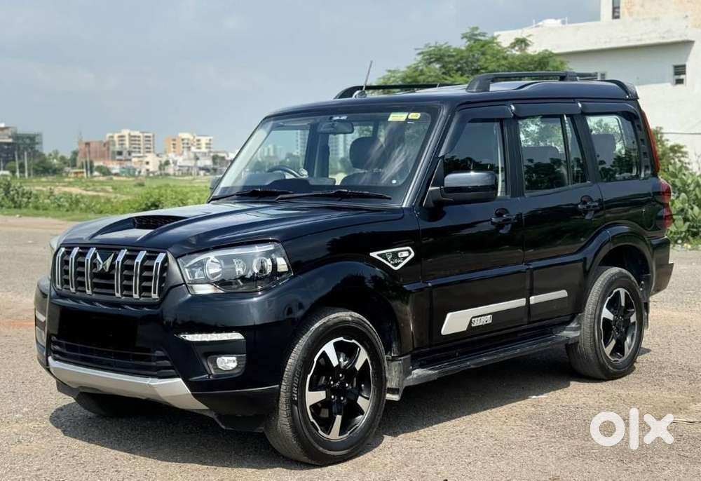 Mahindra Scorpio Classic 2.2 S 11 Mt 7 Str, 2023, Diesel