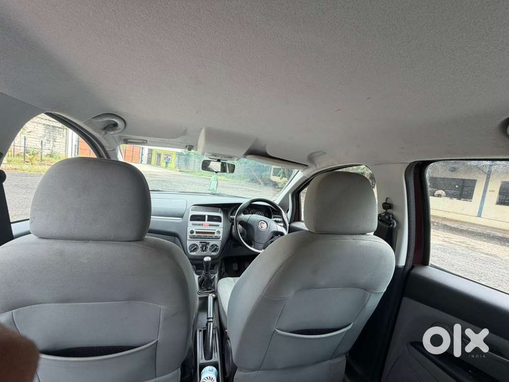 Fiat Punto 2009 Petrol 35000 Km Driven