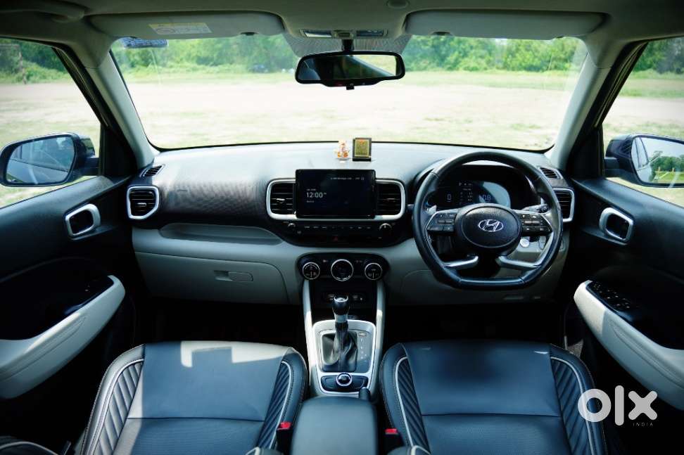 Hyundai Venue 1.0 Sx (o) Turbo Dct, 2023, Petrol