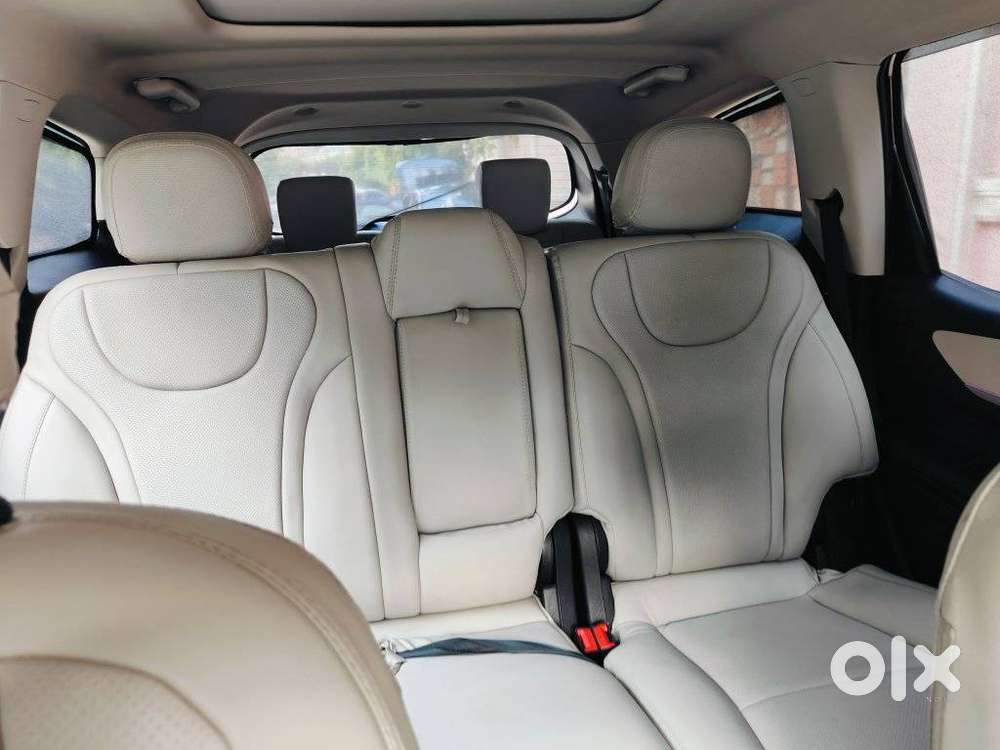 Mahindra Xuv700 2.2 Ax 5 Diesel Mt 7 Str, 2024, Diesel