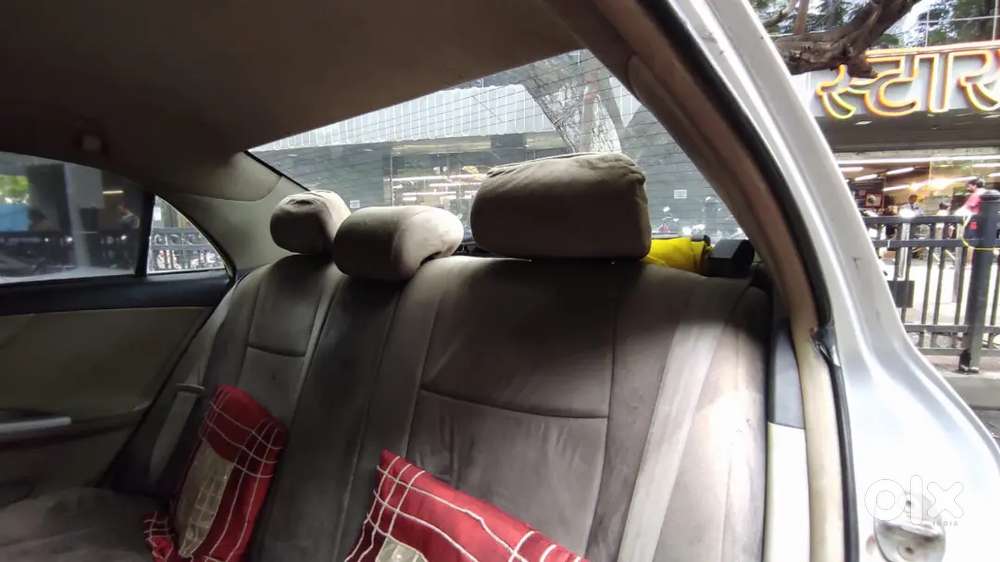 Toyota Corolla Altis 2012