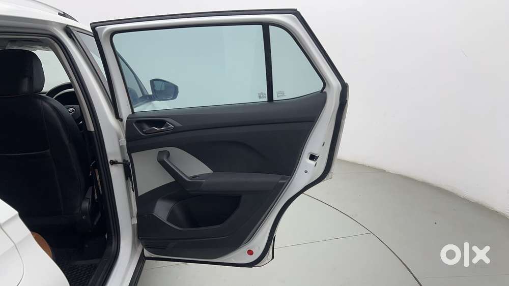 Skoda Kushaq 1.0 Tsi Ambition, 2023, Petrol