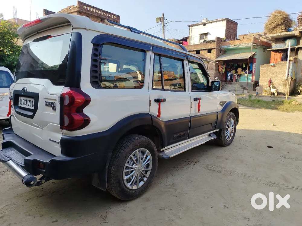 Mahindra Scorpio S4+ 1.99 Intelli Hybrid 2017