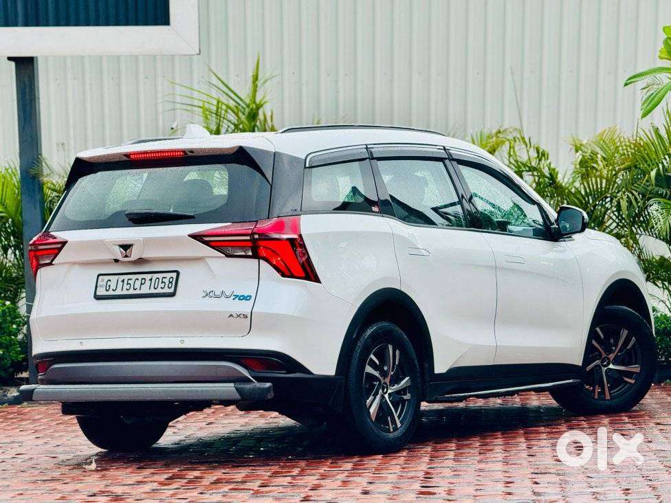 Mahindra Xuv700 2.2 Ax 5 Diesel At 7 Str, 2023, Diesel