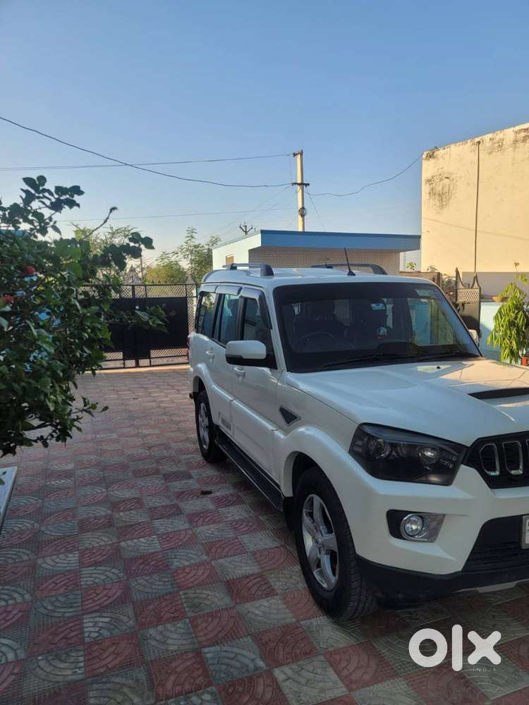 Mahindra Scorpio 2021 Diesel 82000 Km Driven