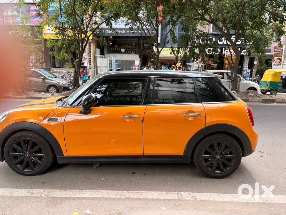 Mini Cooper Diesel 2017 Car 5 Door