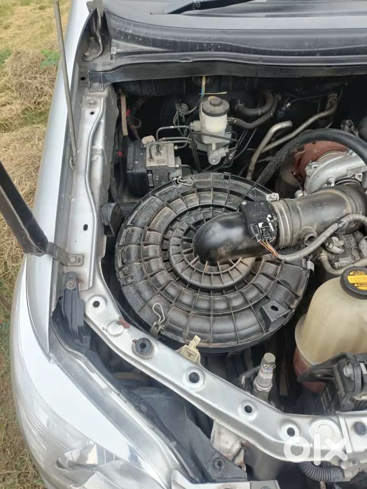 Toyota Innova G4 2013 Second Owner
