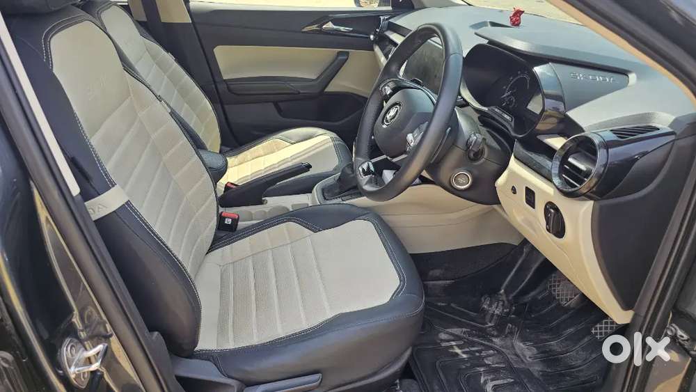 Skoda Slavia 1.5 Petrol Ambition Tsi Automatic 18000 Km Driven