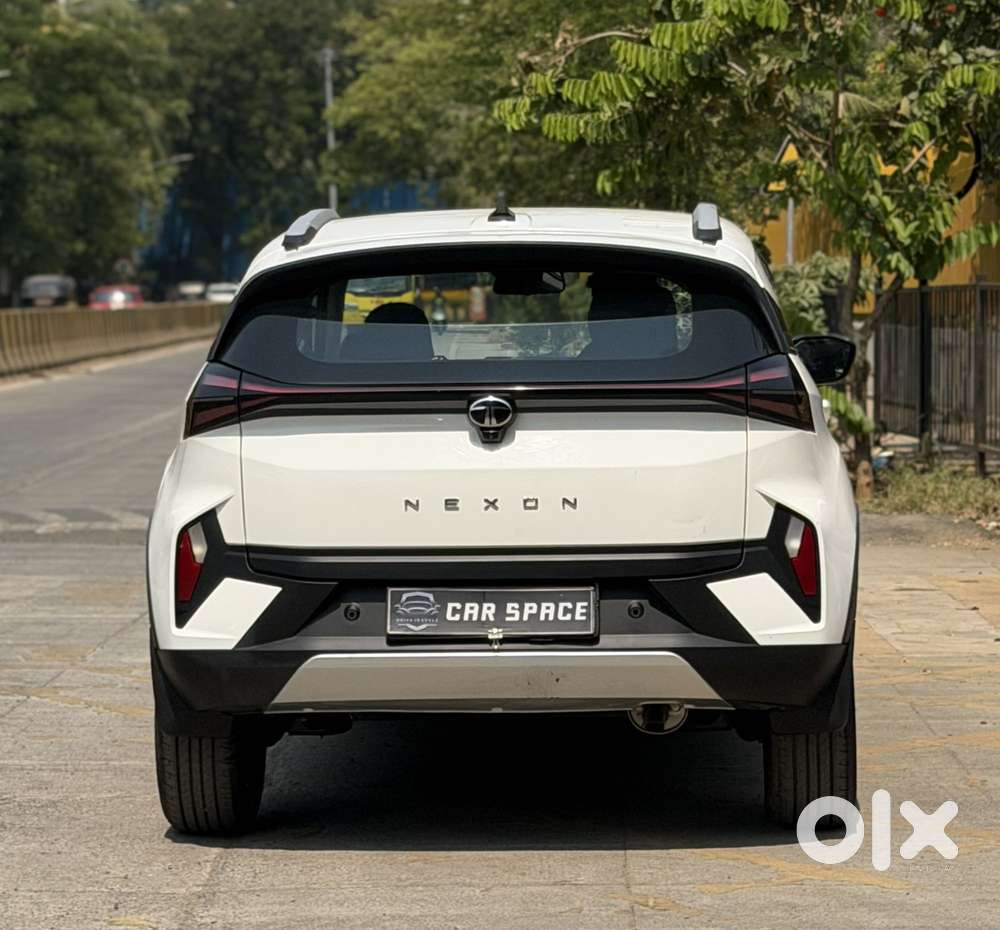 Tata Nexon, 2025, Petrol